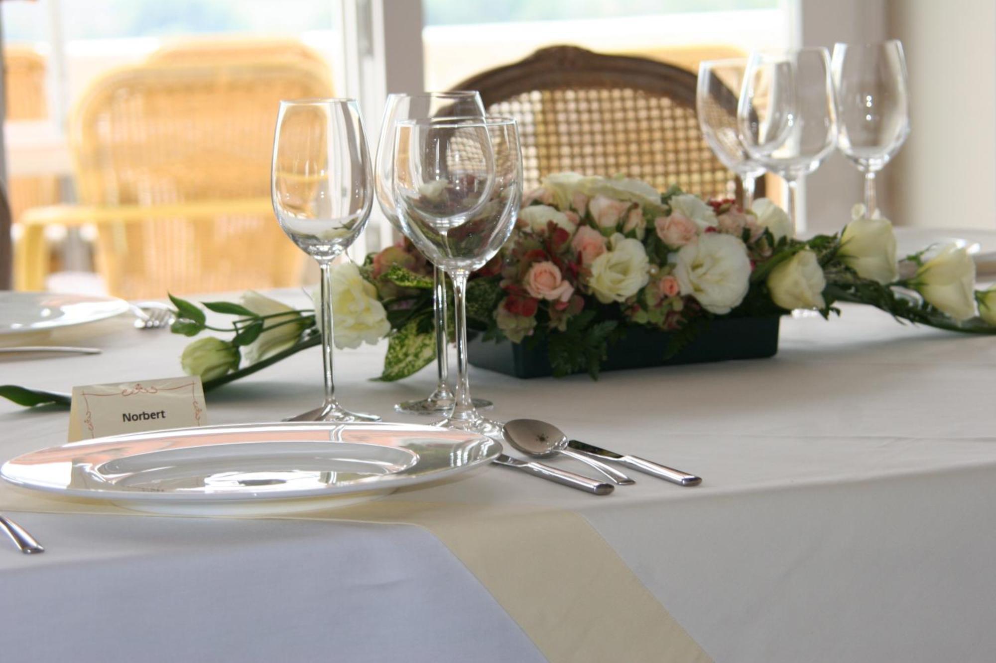 Liszkay Borkuria Hotel Monoszlo Luaran gambar